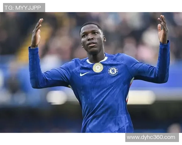 切尔西逆转热刺5-1全场沸腾争议判罚引发热议