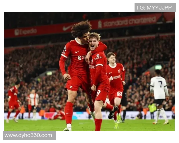 欧联杯热刺大胜本菲卡引发转会风波全场沸腾