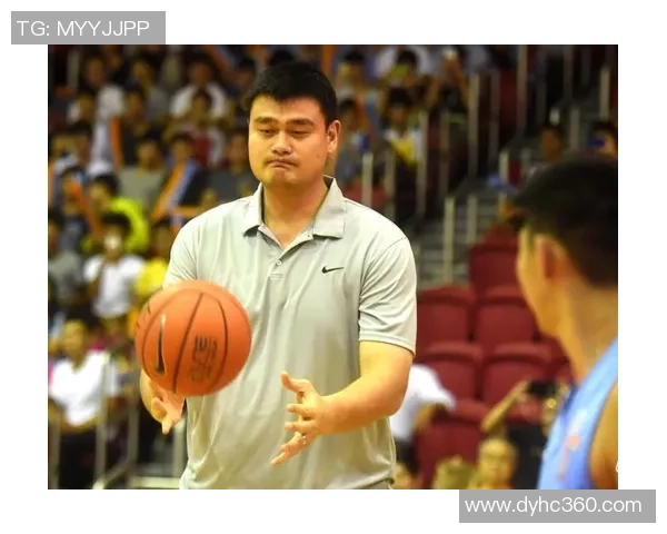 姚明专访深度解读篮球巨星的成长历程与未来展望