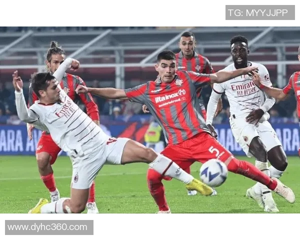 意甲焦点战：拜仁与那不勒斯激战成平局引发转会热议