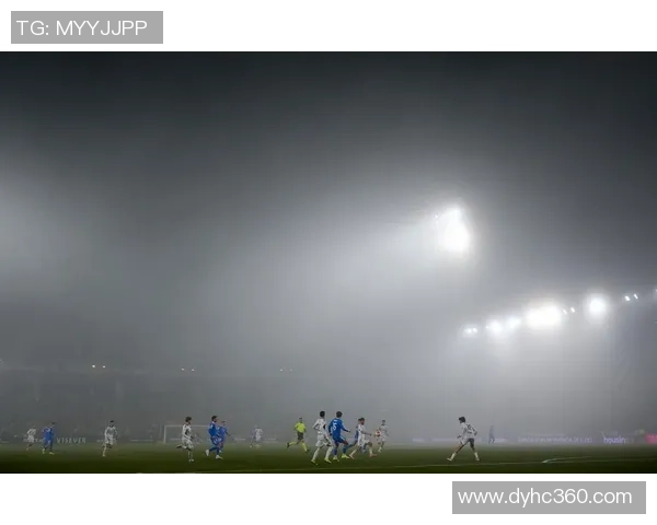 国王杯激战皇马凭借神扑以1-0小胜那不勒斯晋级下一轮