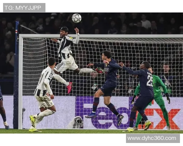 中超精彩对决曼联大胜巴黎圣日耳曼补时进球点燃全场激情